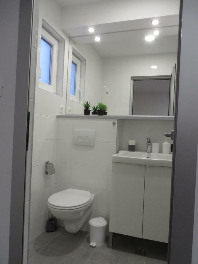 Apartmani Raos Дуги Рат Екстериор снимка